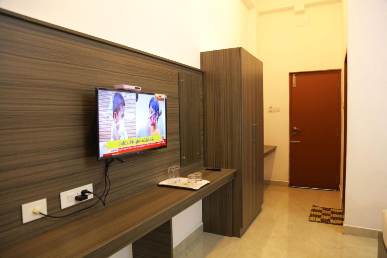 Le Poshe Beachview - Tie Hotels & Resorts Puducherry Buitenkant foto