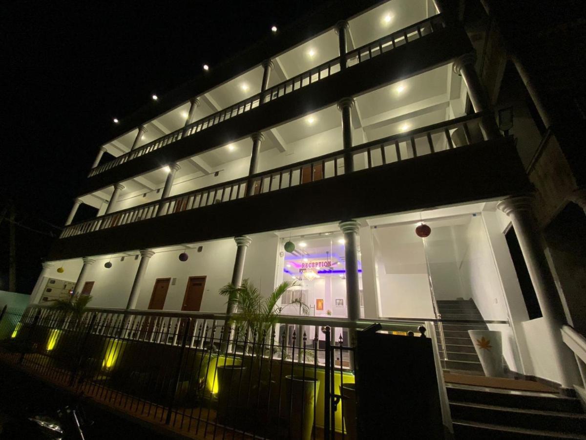 Le Poshe Beachview - Tie Hotels & Resorts Puducherry Buitenkant foto