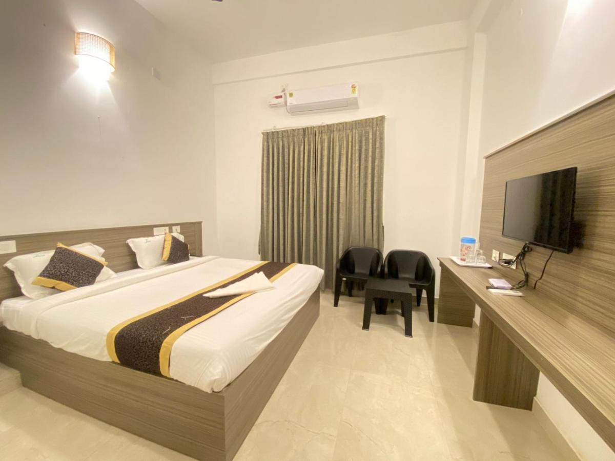 Le Poshe Beachview - Tie Hotels & Resorts Puducherry Buitenkant foto