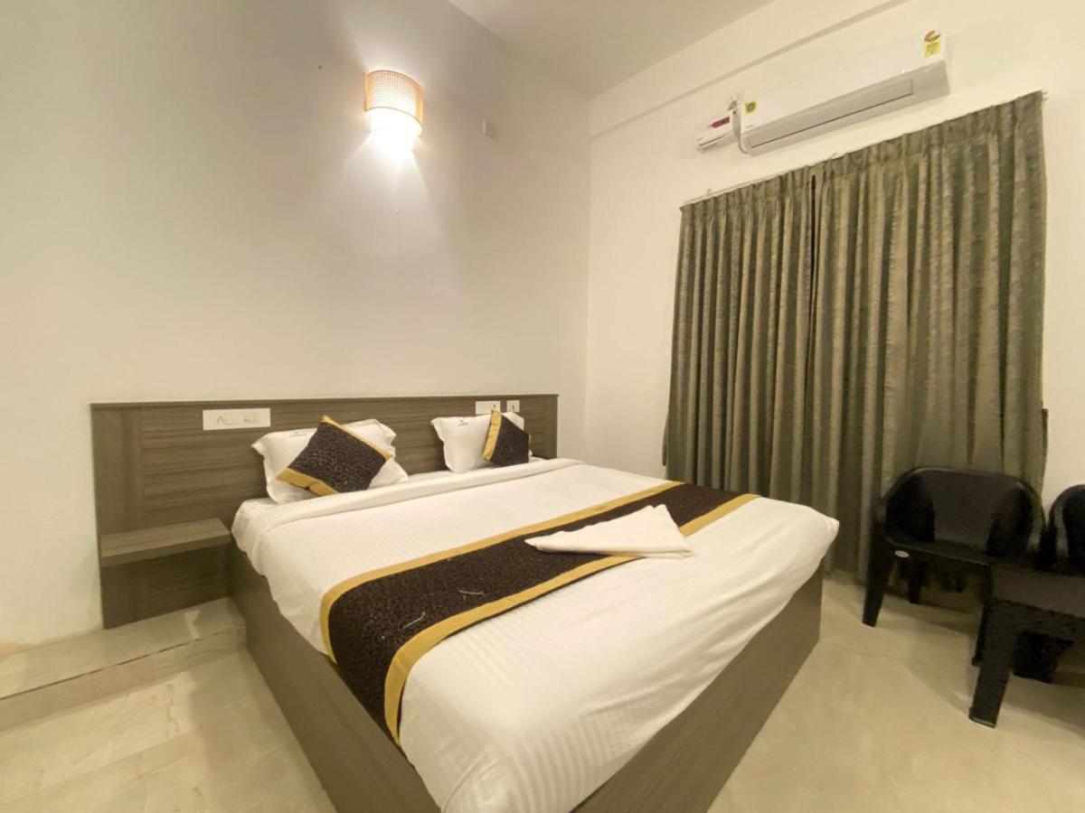 Le Poshe Beachview - Tie Hotels & Resorts Puducherry Buitenkant foto