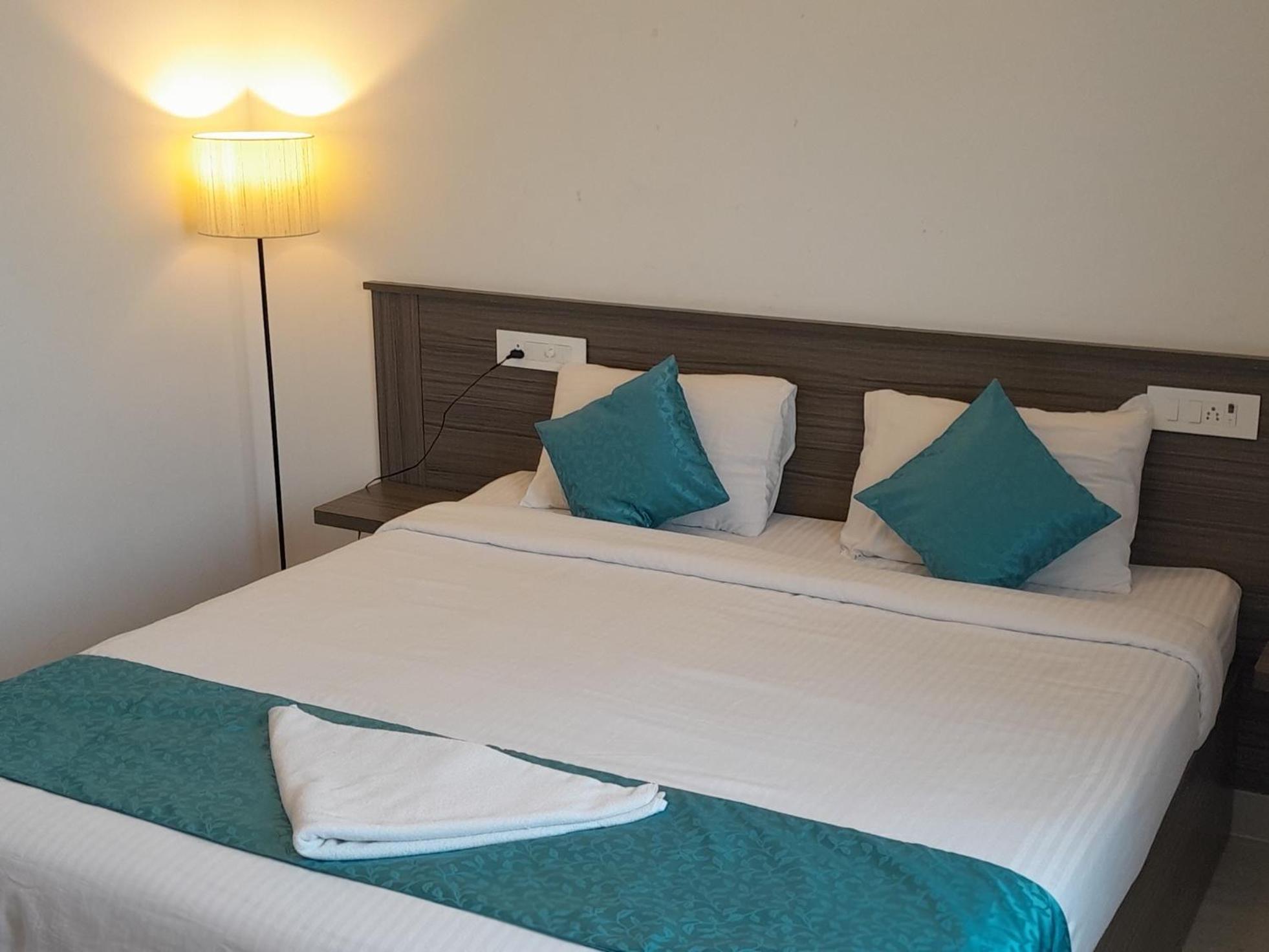 Le Poshe Beachview - Tie Hotels & Resorts Puducherry Buitenkant foto